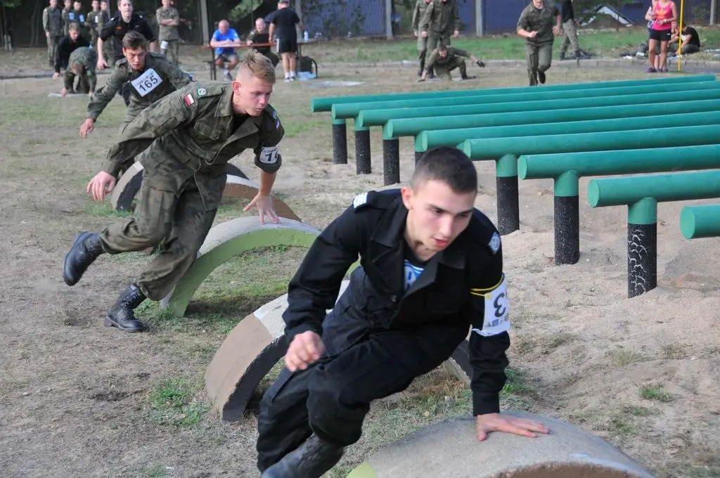 Commando: Piąte Ogólnopolskie Mistrzostwa Sportowo-Obronne