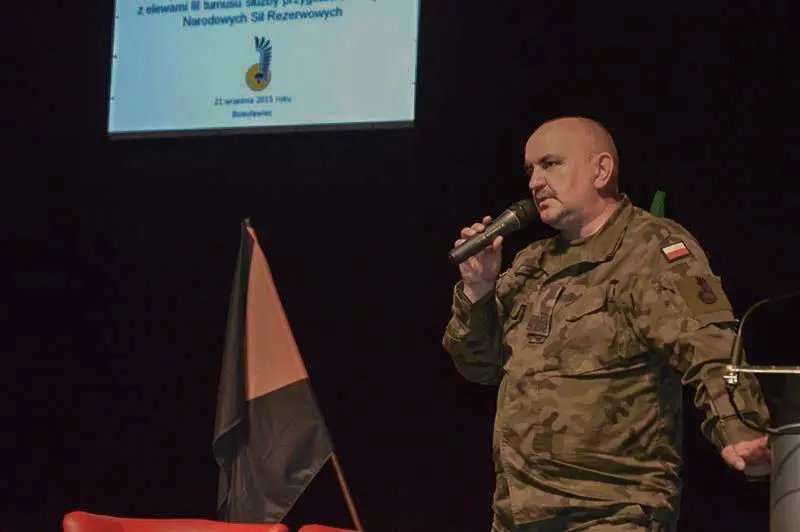 Spotkanie elewów z dowódcą 11 LDKPanc