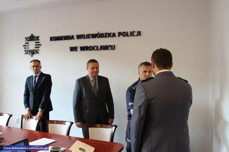 Policjanci uhonorowani za wyjaśnienie 2 podwójnych morderstw