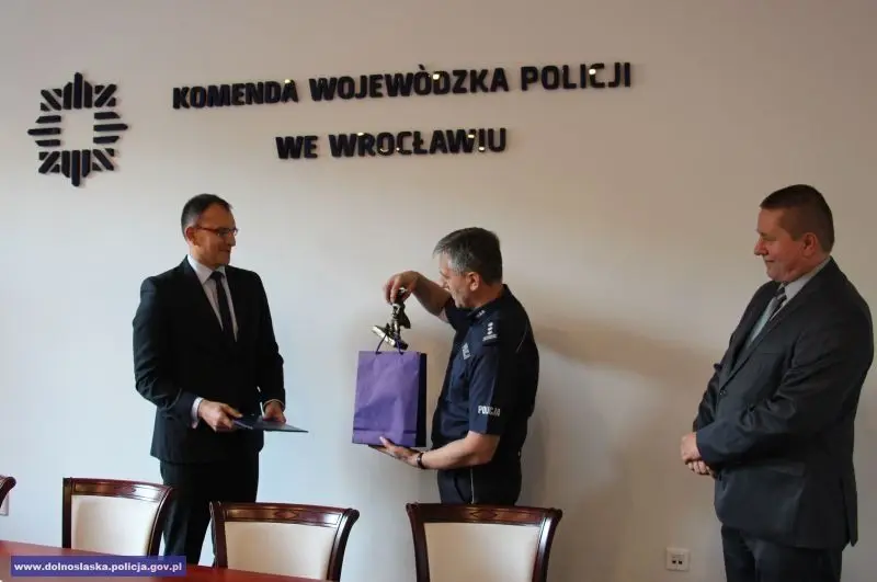 Policjanci uhonorowani za wyjaśnienie 2 podwójnych morderstw