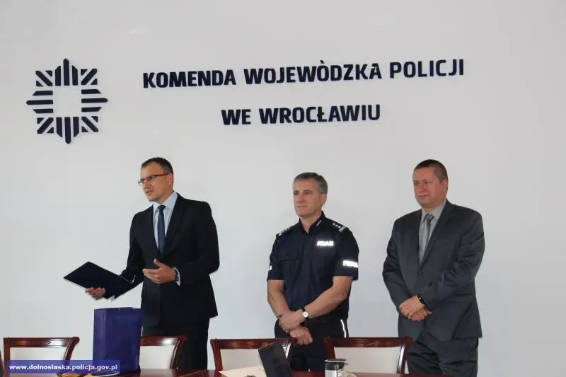 Policjanci uhonorowani za wyjaśnienie 2 podwójnych morderstw