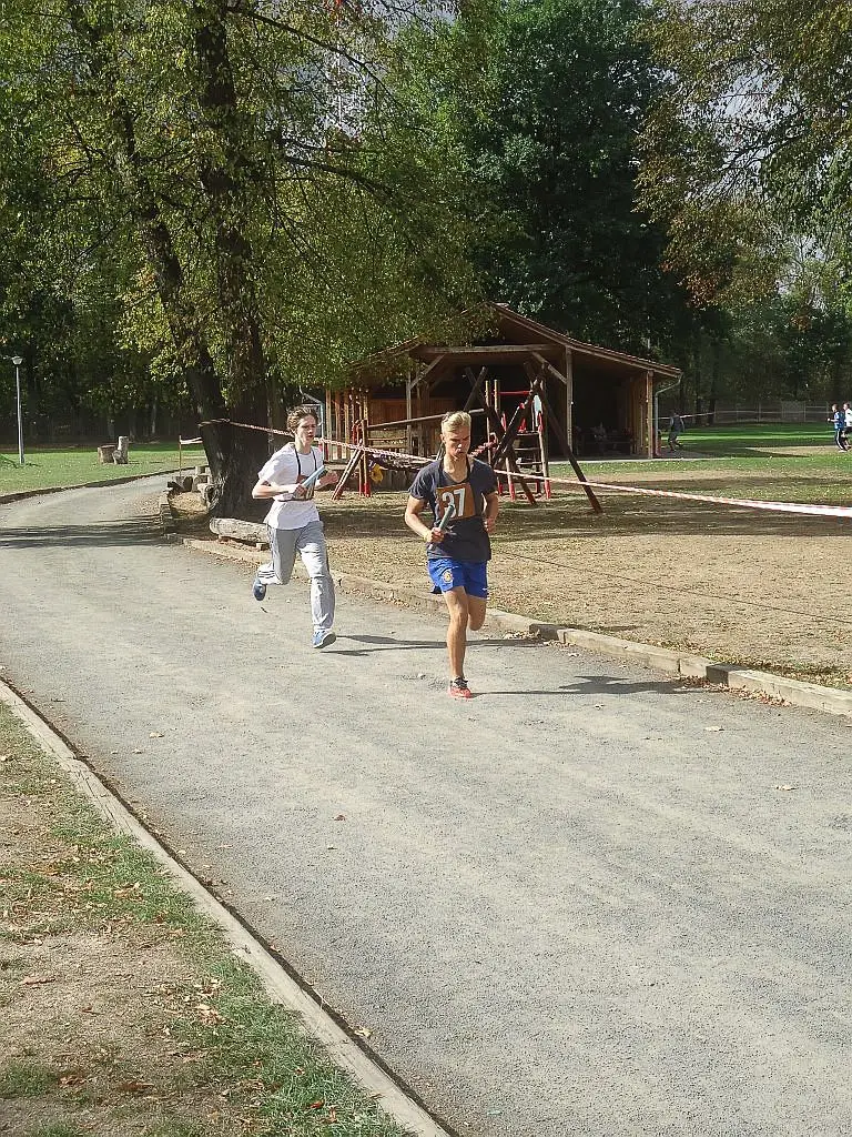 SP nr 4, GS nr 1, I LO i ZSE najlepsze
