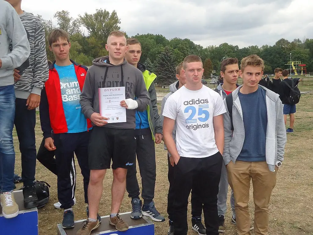 SP nr 4, GS nr 1, I LO i ZSE najlepsze