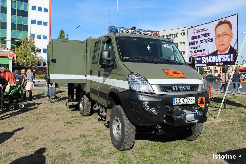 Sprzęt wojskowy Czarnej Dywizji przyciągnął tłumy