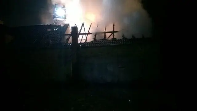 Pożar budynku w Tomisławiu (gmina Osiecznica)