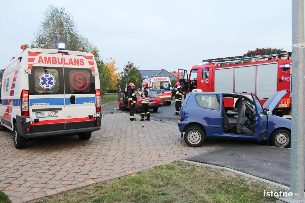 Dwie osoby ranne po zderzeniu w Kruszynie