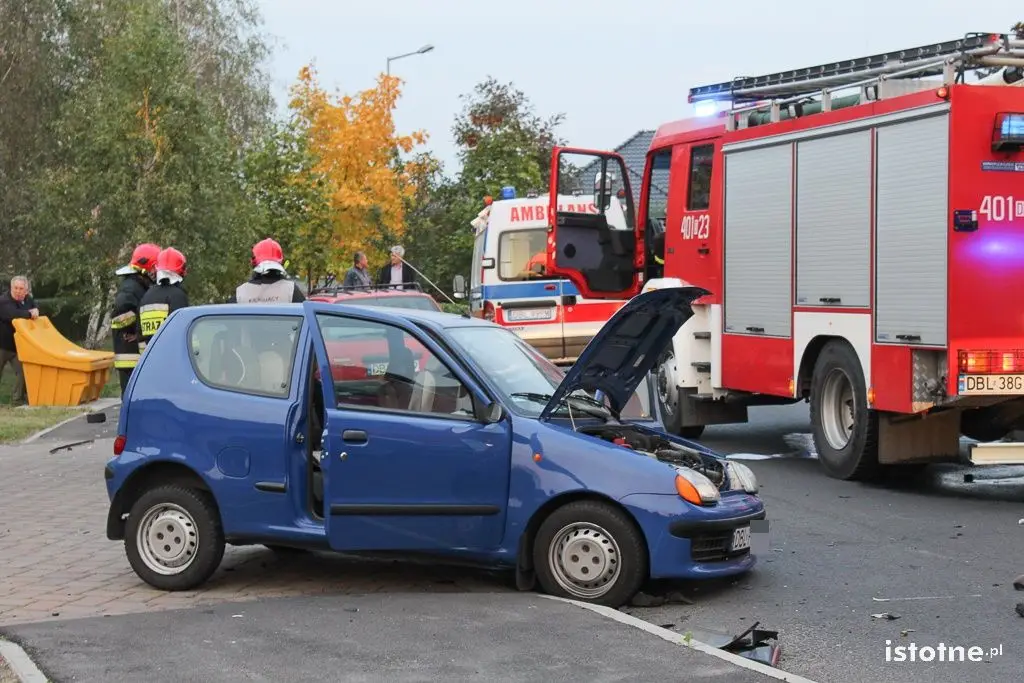 Dwie osoby ranne po zderzeniu w Kruszynie