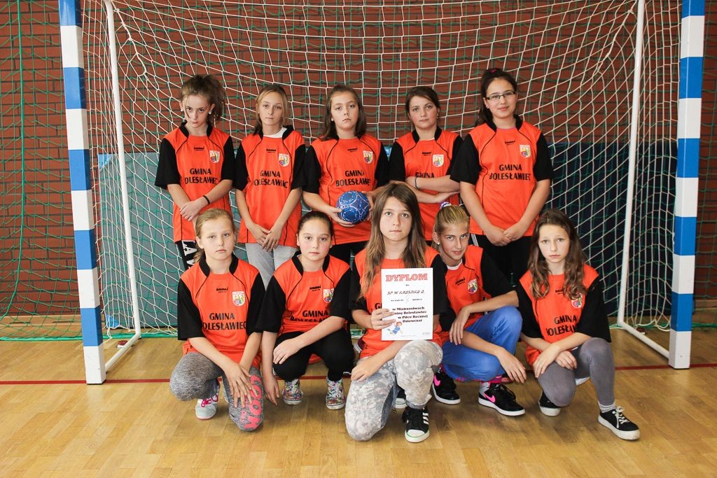 Szczypiornistki z Kruszyna najlepsze w gminie