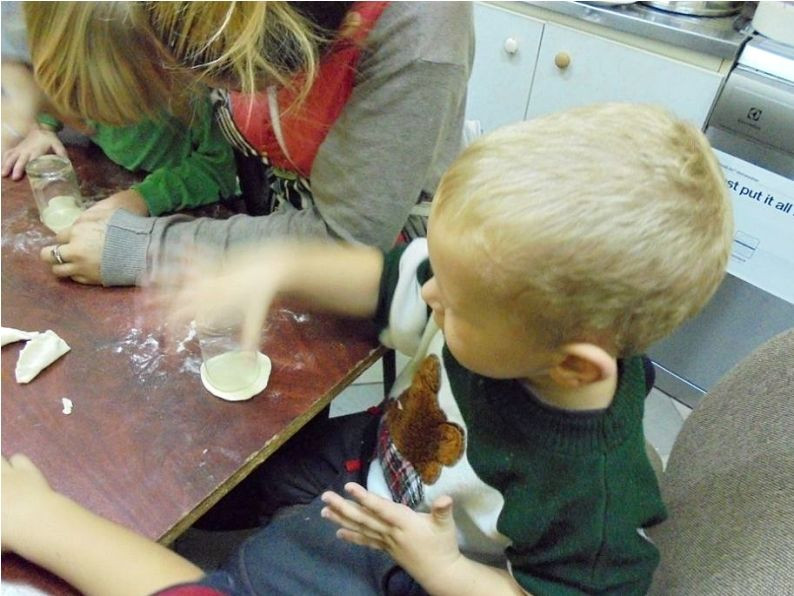 Wielkie lepienie pierogów w Studzionkach