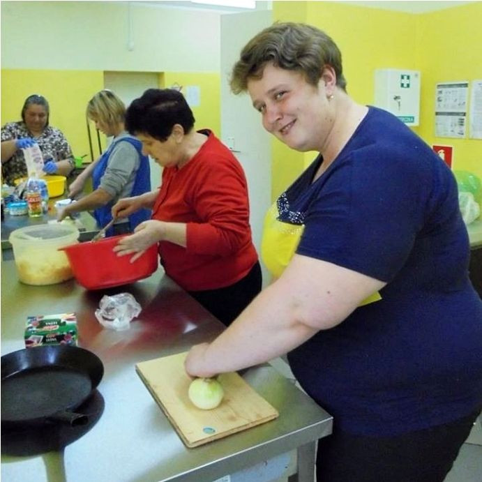 Wielkie lepienie pierogów w Studzionkach