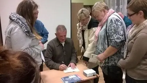Porucznik Borewicz w węglinieckiej Bibliotece