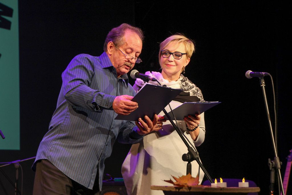 Wręczenie medalu Gloria Artis Krystynie Juszkiewicz