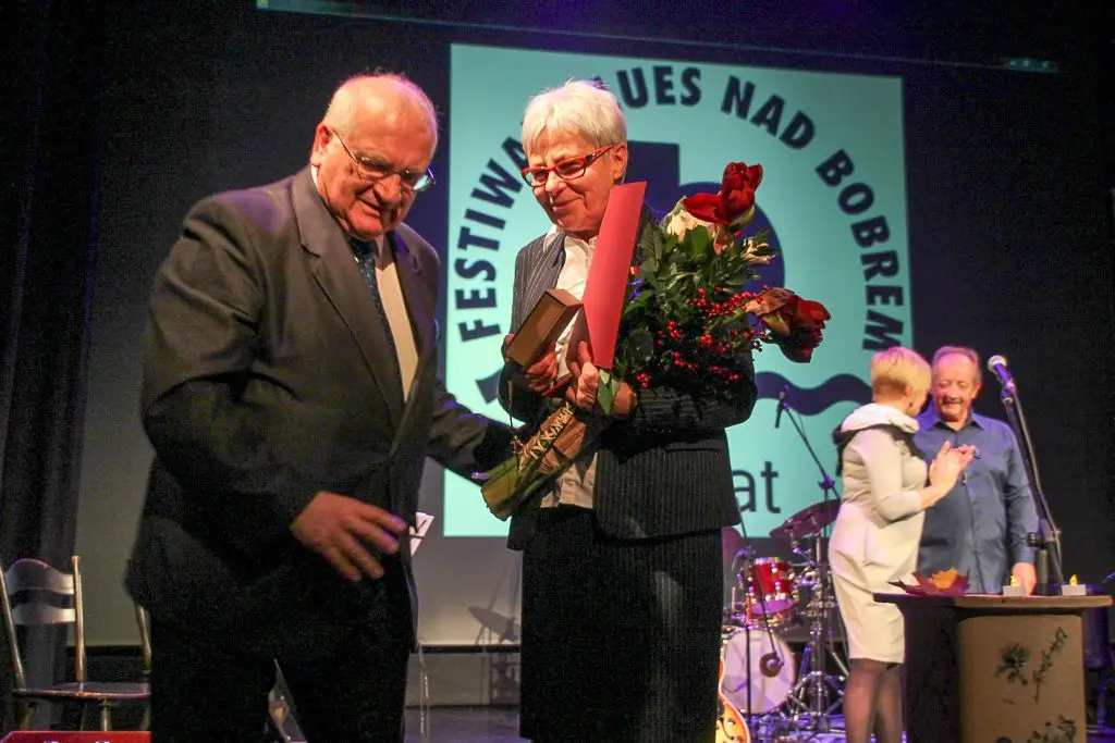 Wręczenie medalu Gloria Artis Krystynie Juszkiewicz