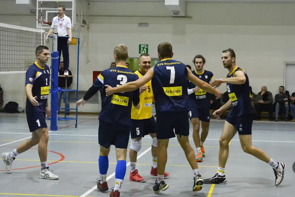 BTS Elektros vs Ikar Legnica 3:0