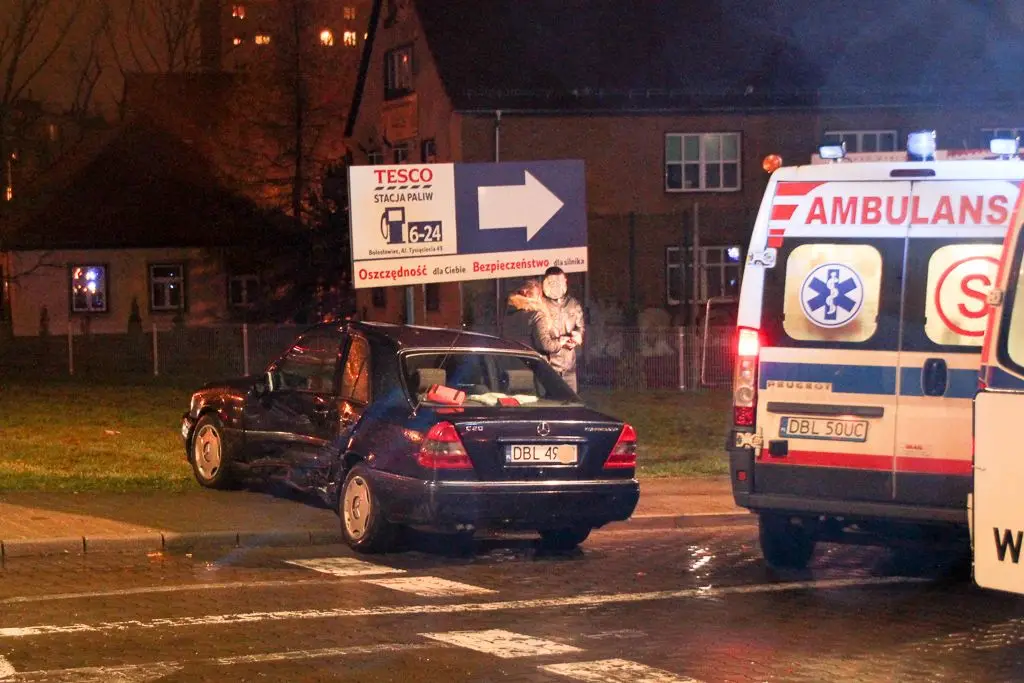 Wypadek koło Tesco