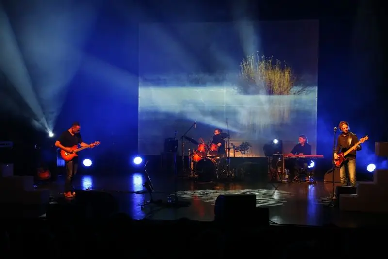Pink Floyd w świetle księżyca w sali Forum BOK-MCC