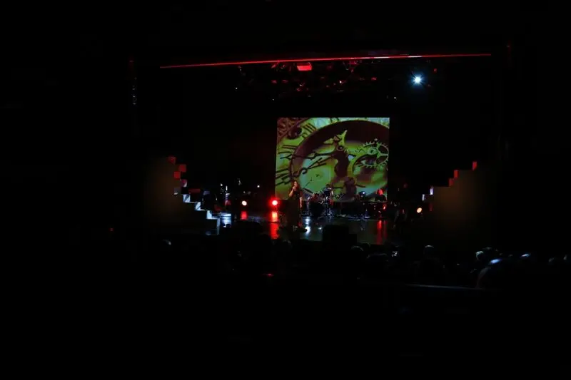 Pink Floyd w świetle księżyca w sali Forum BOK-MCC