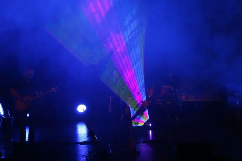 Pink Floyd w świetle księżyca w sali Forum BOK-MCC