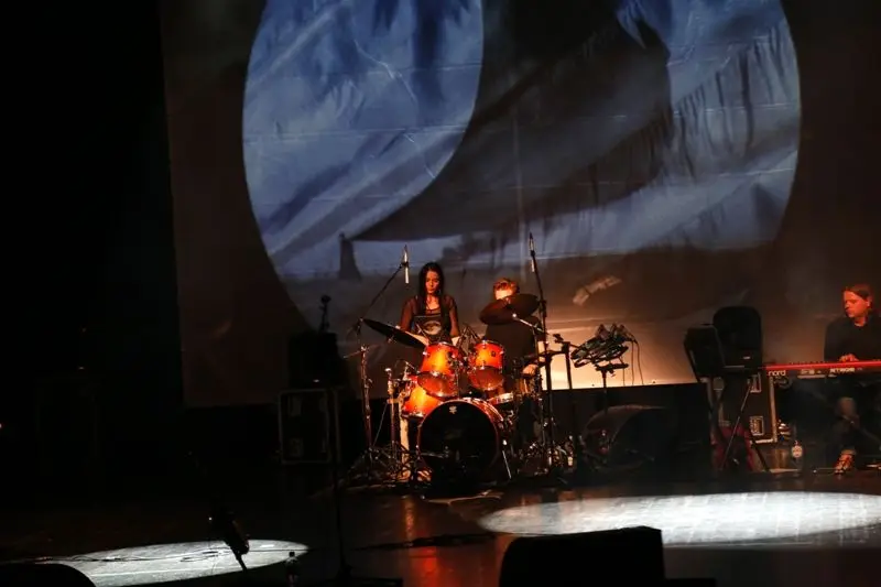 Pink Floyd w świetle księżyca w sali Forum BOK-MCC
