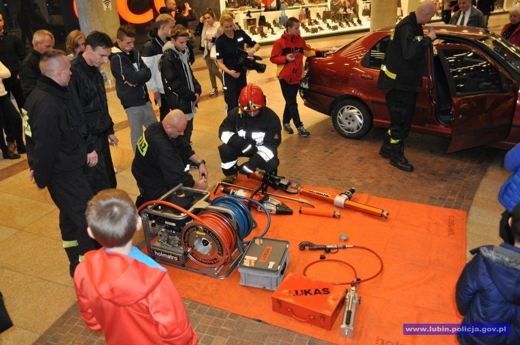 Lubińska policja mówi „Stop wariatom drogowym”