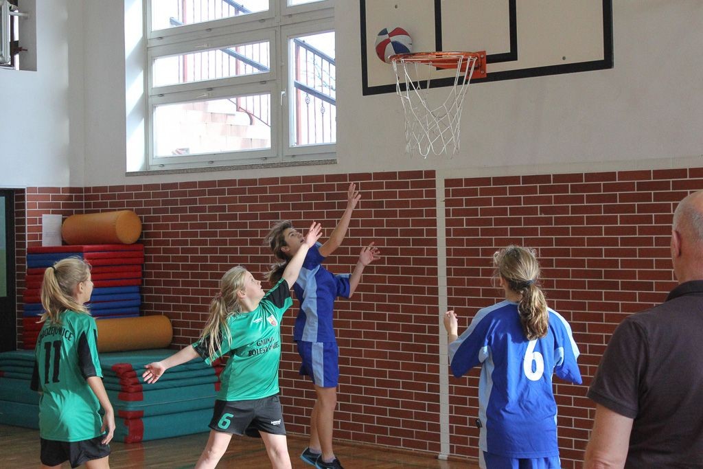 Koszykarki z Kruszyna najlepsze w gminie