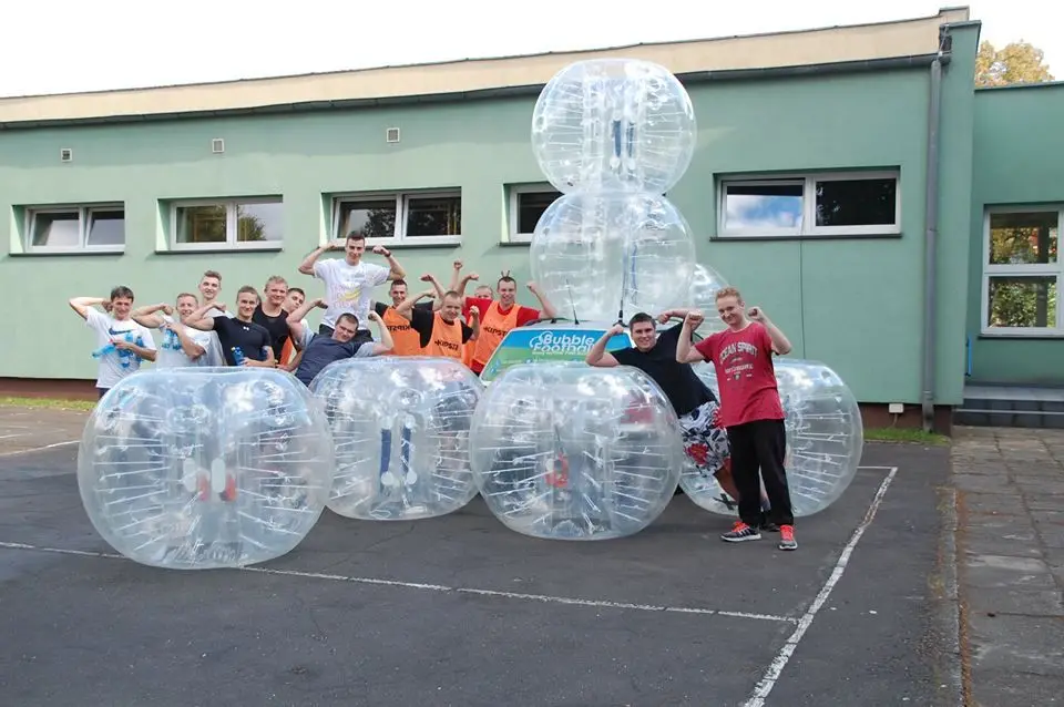 Najlepsza zabawa jesienią i zimą tylko z Bubble Football