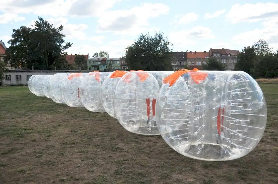 Najlepsza zabawa jesienią i zimą tylko z Bubble Football