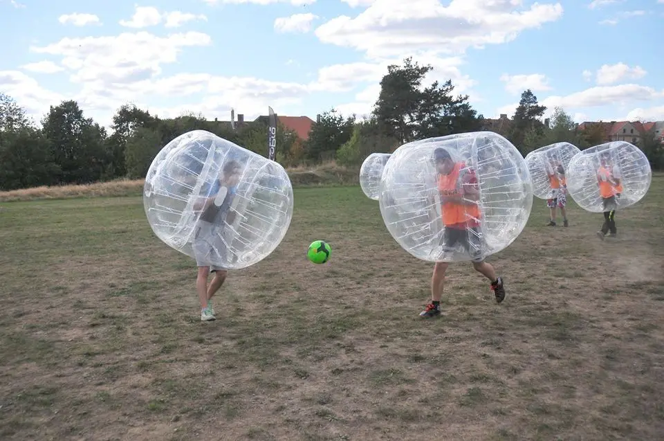 Najlepsza zabawa jesienią i zimą tylko z Bubble Football