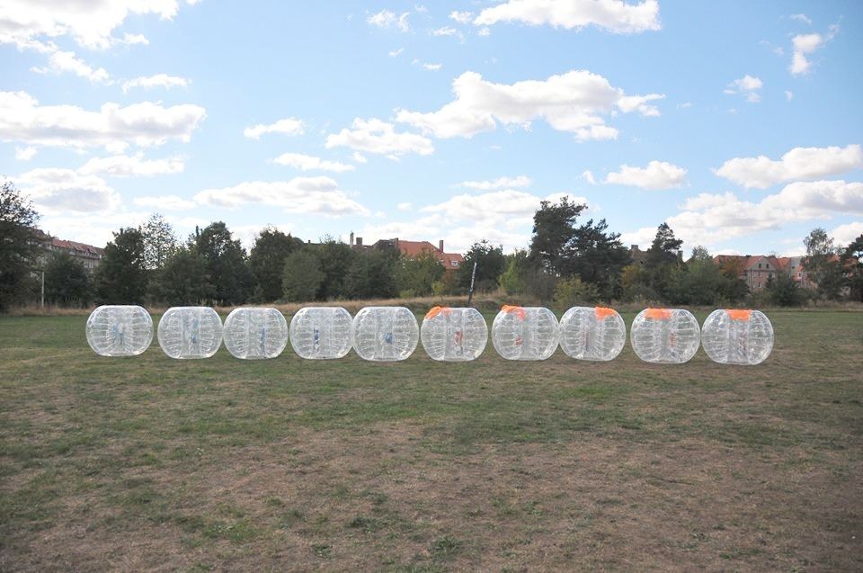 Najlepsza zabawa jesienią i zimą tylko z Bubble Football