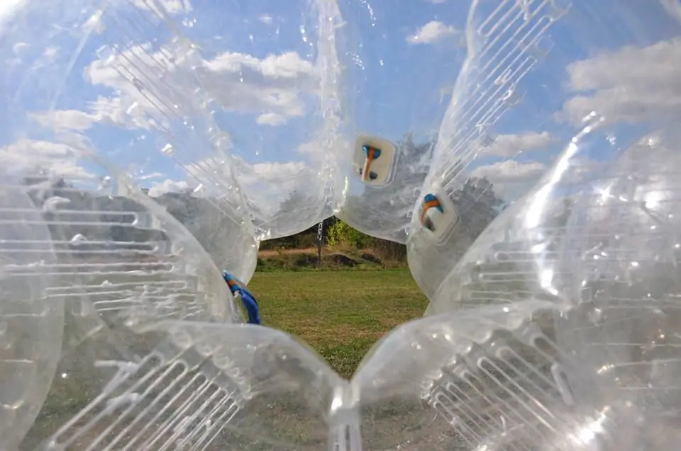 Najlepsza zabawa jesienią i zimą tylko z Bubble Football