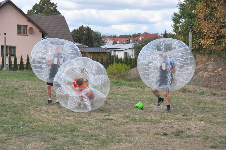 Najlepsza zabawa jesienią i zimą tylko z Bubble Football