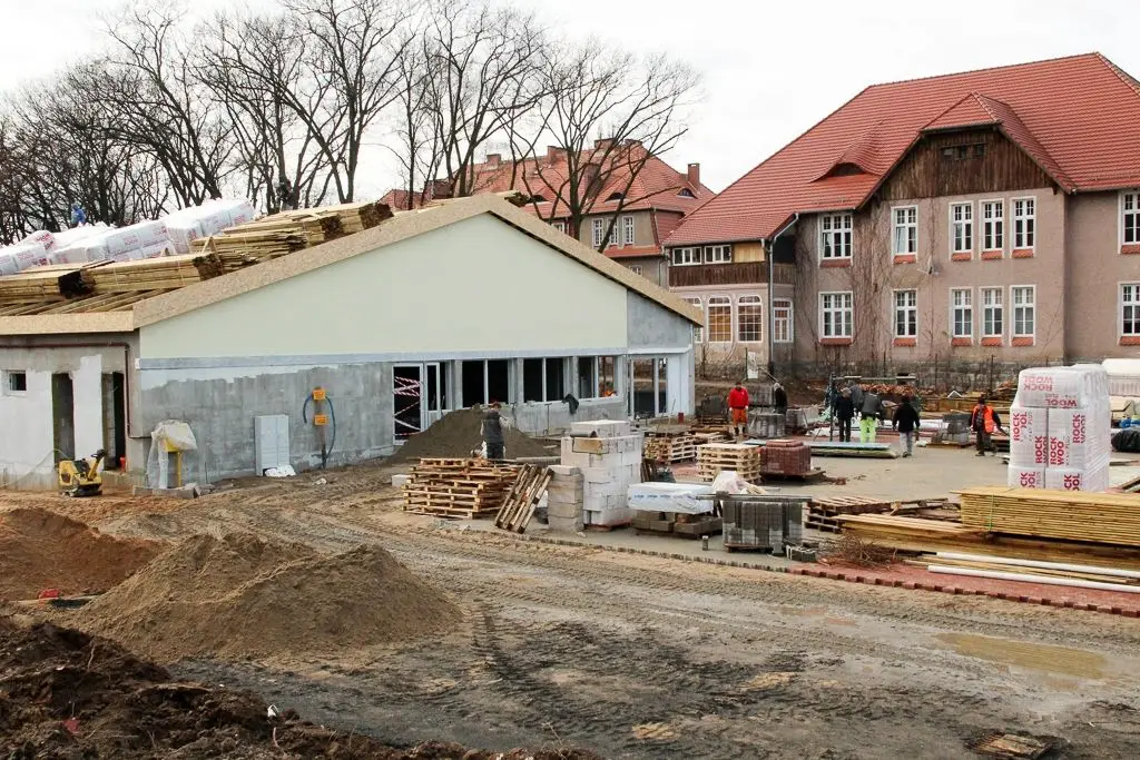 Budowa Biedronki przy alei Tysiąclecia