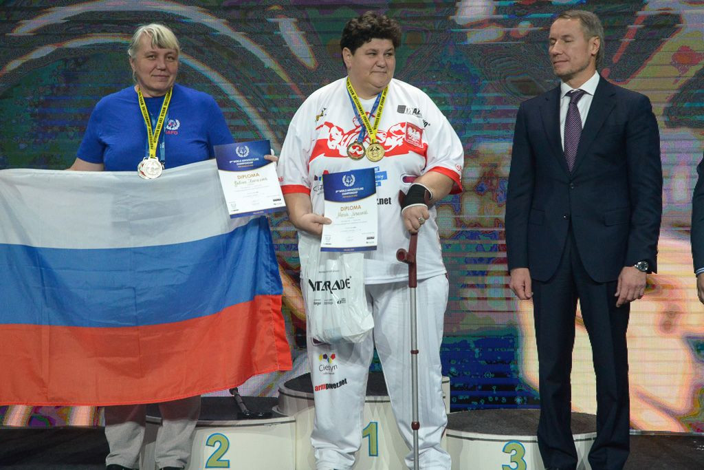 Sonia Turzyniecka ze złotem i srebrem