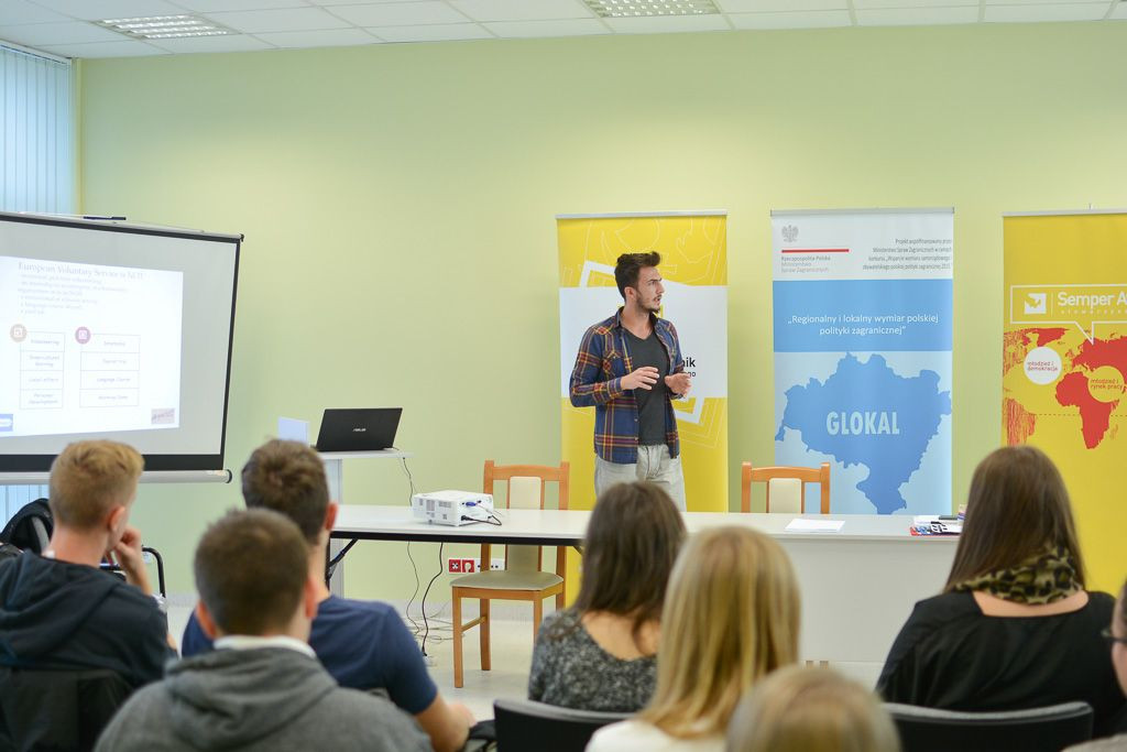 Regionalny i lokalny wymiar polskiej polityki zagranicznej