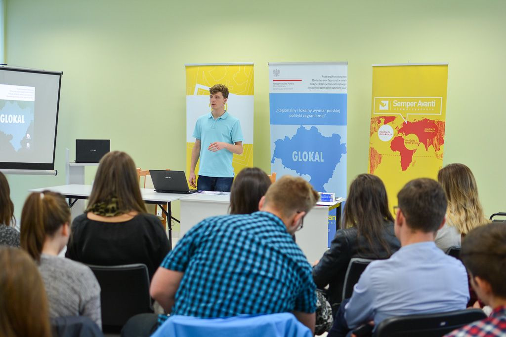 Regionalny i lokalny wymiar polskiej polityki zagranicznej
