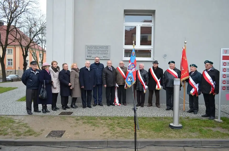 Uroczystość odsłonięcia tablicy pamiątkowej