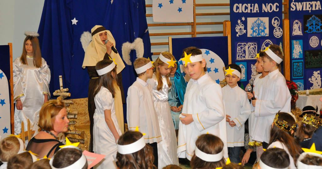 Przy śpiewie kolęd, w nastroju świątecznych przemyśleń…