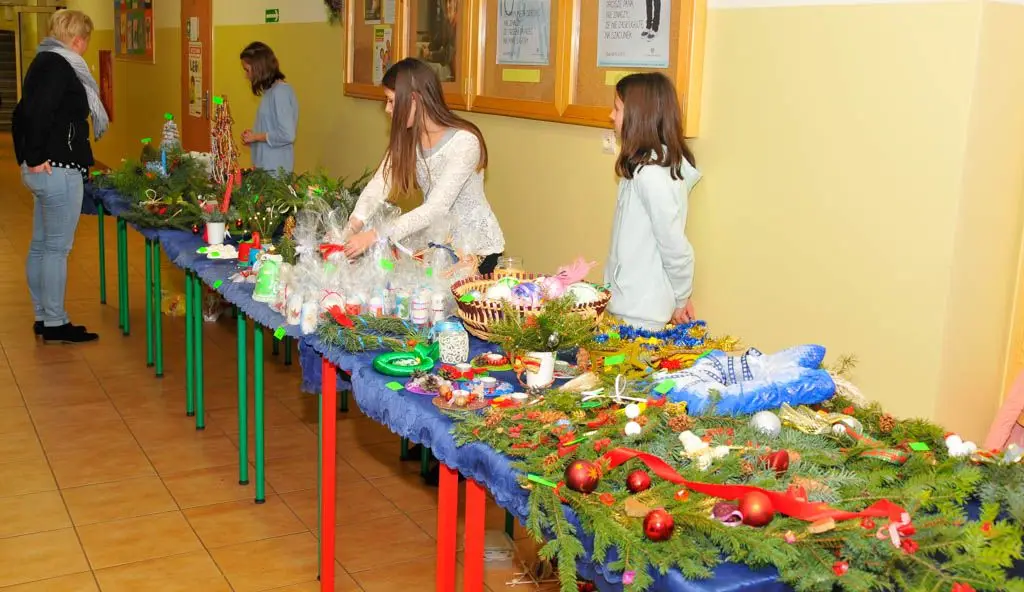 Przy śpiewie kolęd, w nastroju świątecznych przemyśleń…