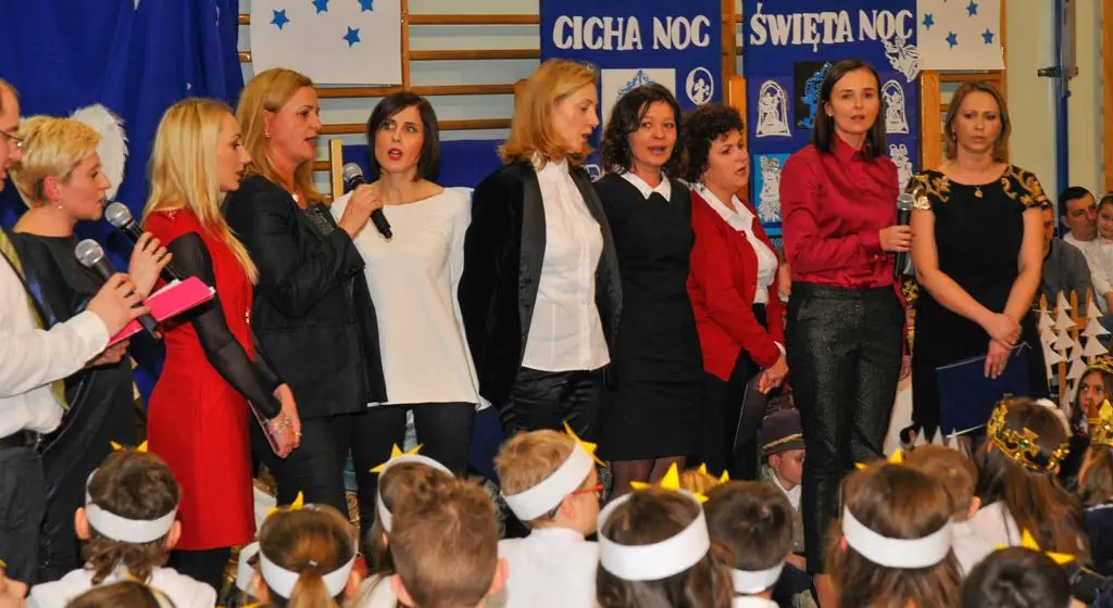 Przy śpiewie kolęd, w nastroju świątecznych przemyśleń…
