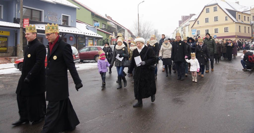 Orszak Trzech Króli przeszedł ulicami Bolesławca