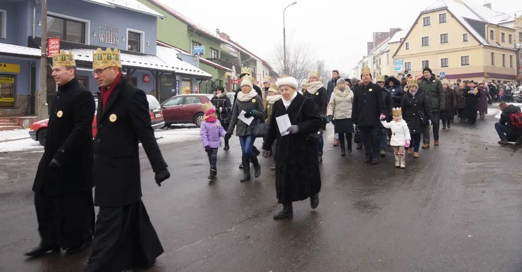 Orszak Trzech Króli przeszedł ulicami Bolesławca