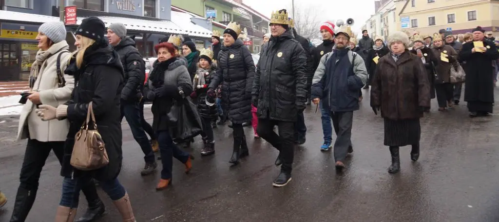 Orszak Trzech Króli przeszedł ulicami Bolesławca