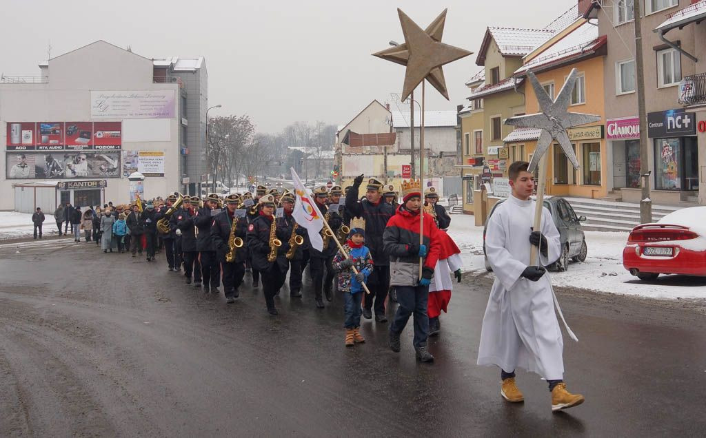 Orszak Trzech Króli przeszedł ulicami Bolesławca