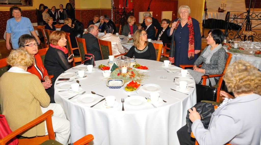 Pachnie na stole świeży chleb…