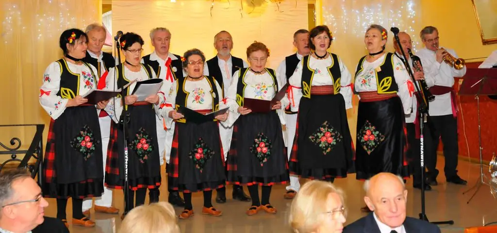 Pachnie na stole świeży chleb…