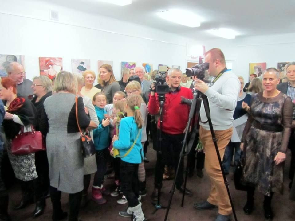 Wernisaż Jolanty Kuźmy w MBP w Bolesławcu