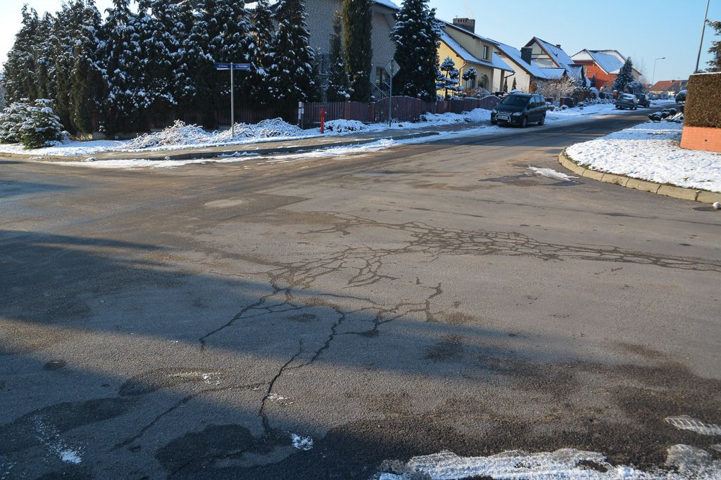 Ulice Jaśminowa i Różana na osiedlu Kwiatowym