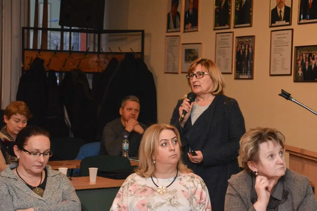 Posiedzenie komisji Rady Powiatu Bolesławieckiego ws. oświaty