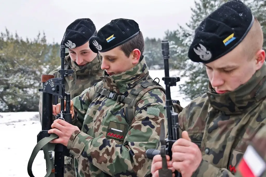Young Riflemen at Engineer Training