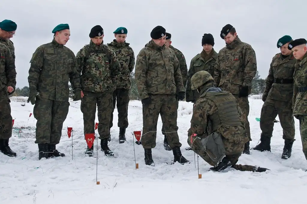 Young Riflemen at Engineer Training
